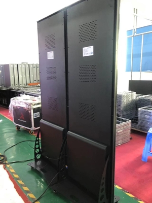 صفحه نمایش پوستر دیجیتال LED قابل حمل P1.875 P2 P2.5 تبلیغات داخلی
