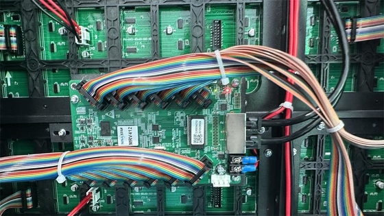 صفحه نمایش تبلیغاتی دیواری LED ضد آب سفارشی شده